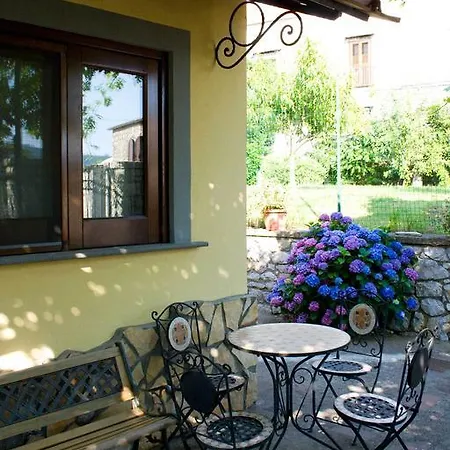 住宿加早餐酒店 Il Giardino Delle Noci 维克艾库塞