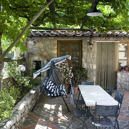 Bed & Breakfast Il Giardino Delle Noci